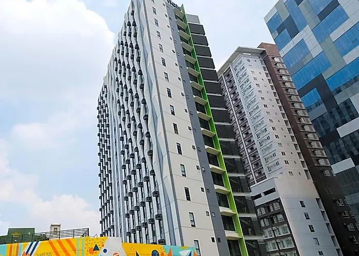 The Cityflats Bgc ホテル 5*