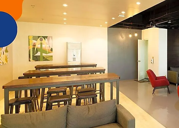 The Cityflats Bgc ホテル 5*